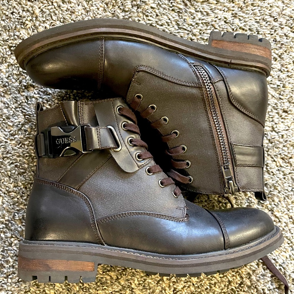 Guess boots